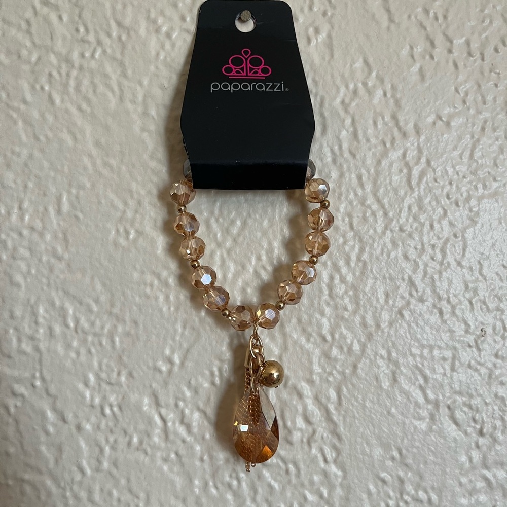 Fashion jewelry by paparazzi. Materials are plastic and metal. Buy all.